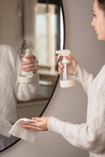 The Cleaning Solution Glass Spray Bottle
