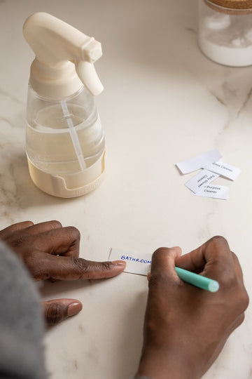 The Cleaning Solution Glass Spray Bottle