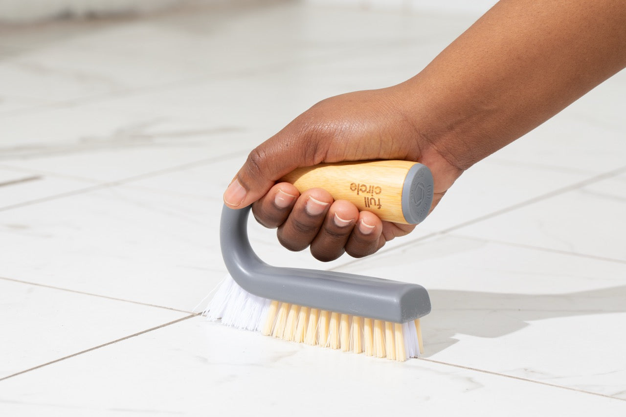 Full Circle Home Grunge Buster Grout and Tile Brush